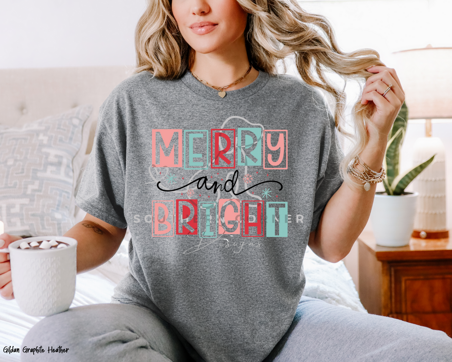 Merry And Bright - Shirt/Sweatshirt