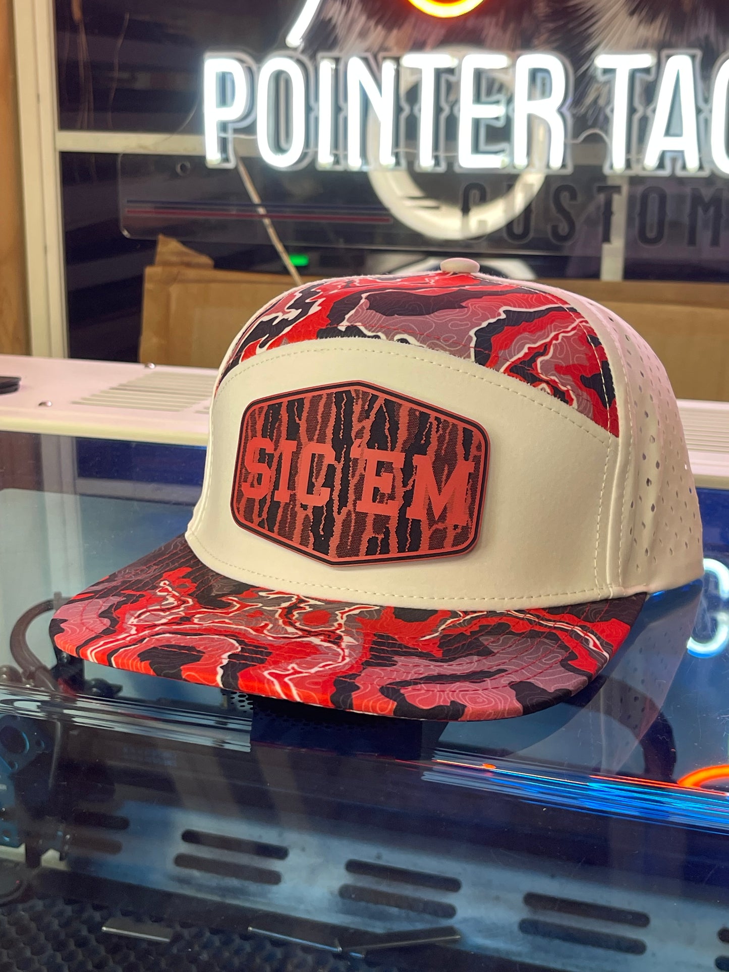 SIC’EM Red Black White Mesh Camo Linen Camo Leather Patch Hat | Georgia Bulldog Fan Edition